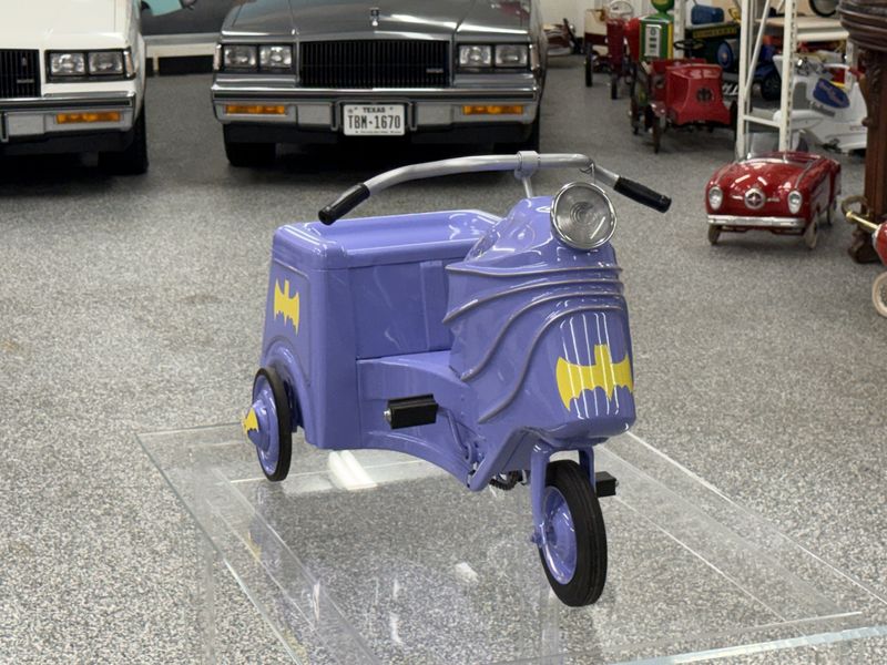 Custom Batgirl Cycle