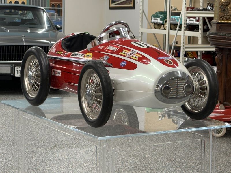 Giordani American Retro Custom Racer