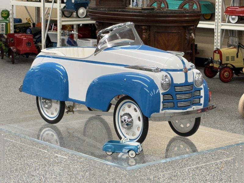 Steelcraft 1941 Oldsmobile