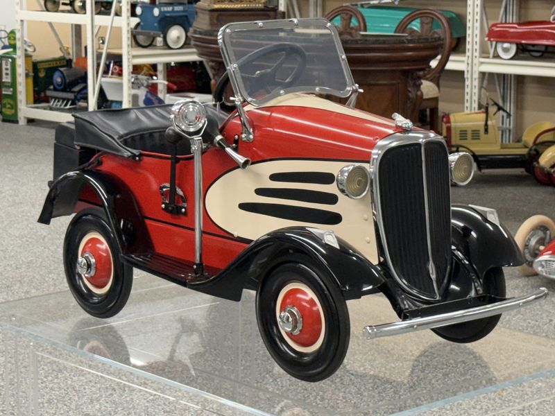 Steelcraft 1932 Buick